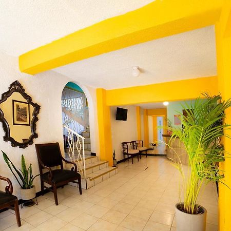 Oyo Hotel Jardin Carpio 아과스칼리엔테스 외부 사진